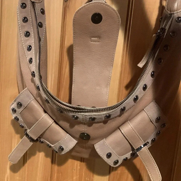 ‼️FREE PEOPLE bag‼️ - Picture 3 of 9